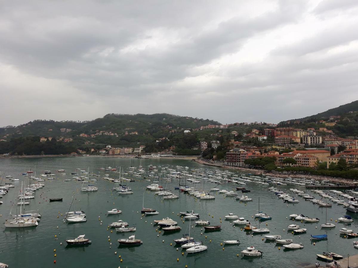 Appartamento Il Golfo Dei Poeti E 5 Terre A 2 Passi La Spezia Dış mekan fotoğraf